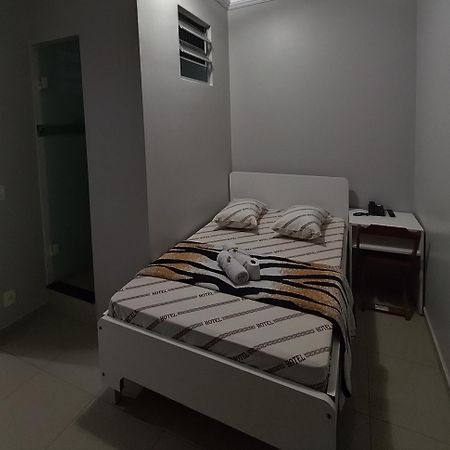 Hotel Amanhecer N903- Feirinha Da Madrugada-Bras Сао Паоло Екстериор снимка
