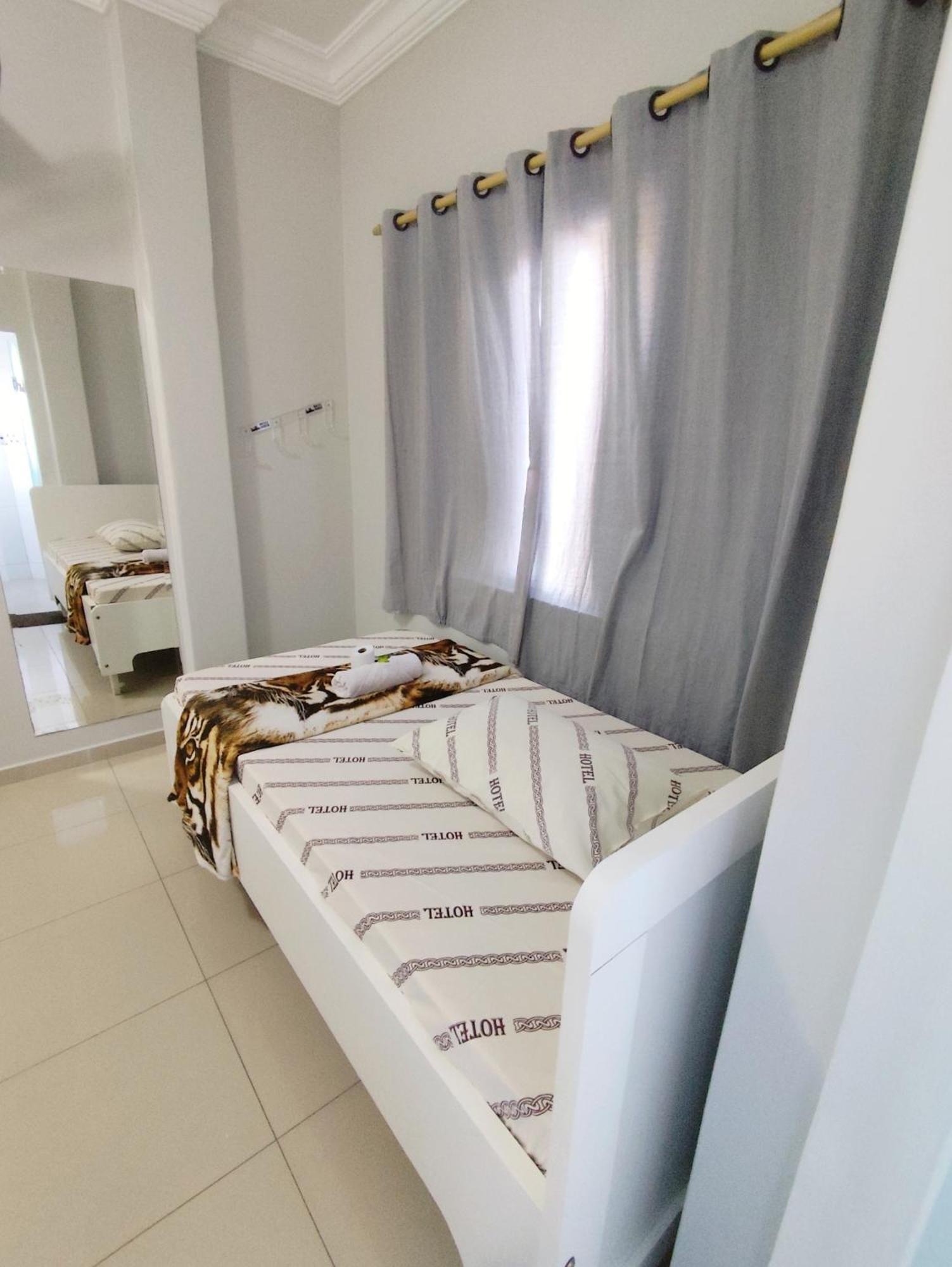 Hotel Amanhecer N903- Feirinha Da Madrugada-Bras Сао Паоло Екстериор снимка