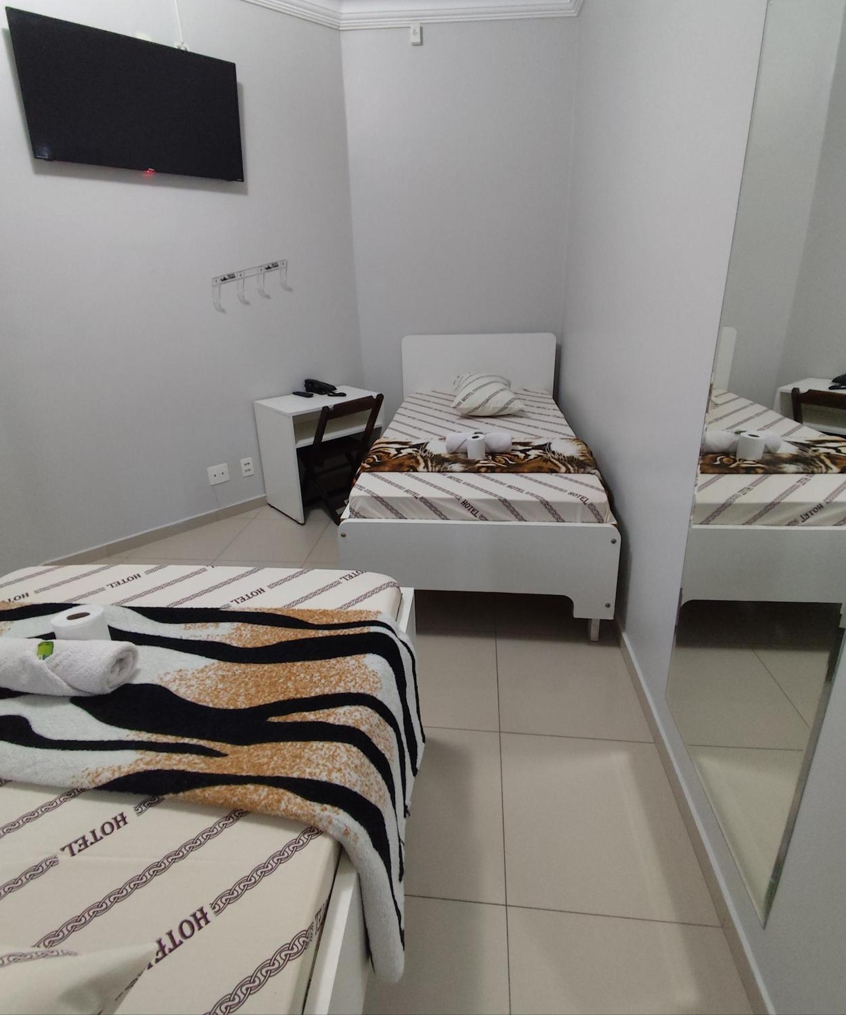 Hotel Amanhecer N903- Feirinha Da Madrugada-Bras Сао Паоло Екстериор снимка